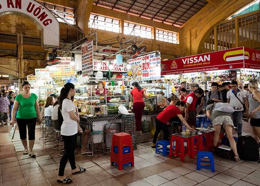 越南胡志明市的本班市场